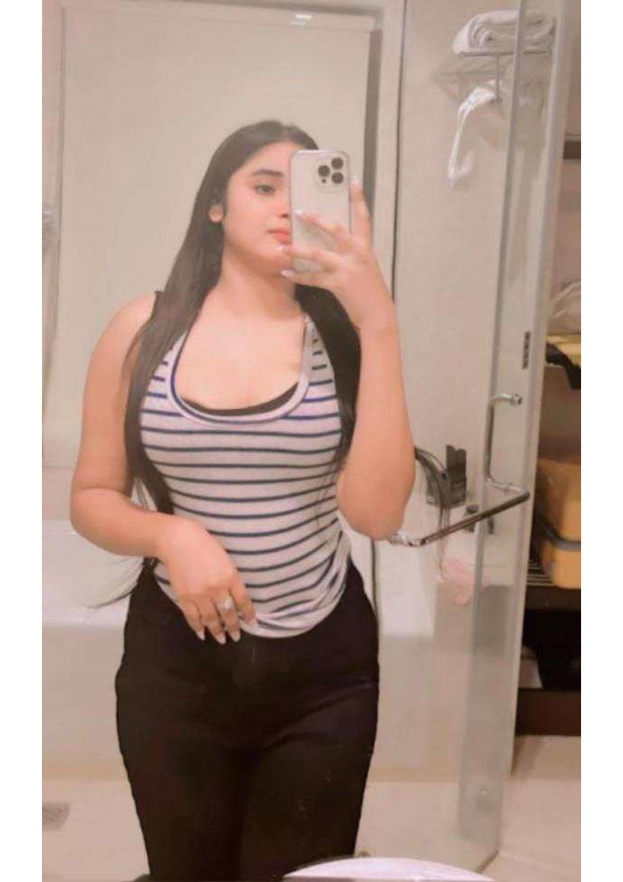 /storage/photos/1/aadhrika-mariot-recep/MARRIOT RECEPTIONIST ( GIRL FRIEND EXPERIENCE) (4)_page-0008.jpg